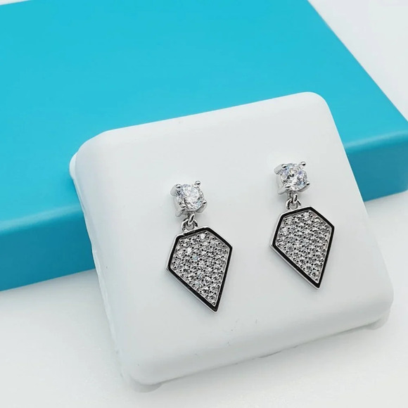 - "925 Sterling Silver CZ Beautiful Earrings for Women, 1USPAR4153 - Picture 5 of 11